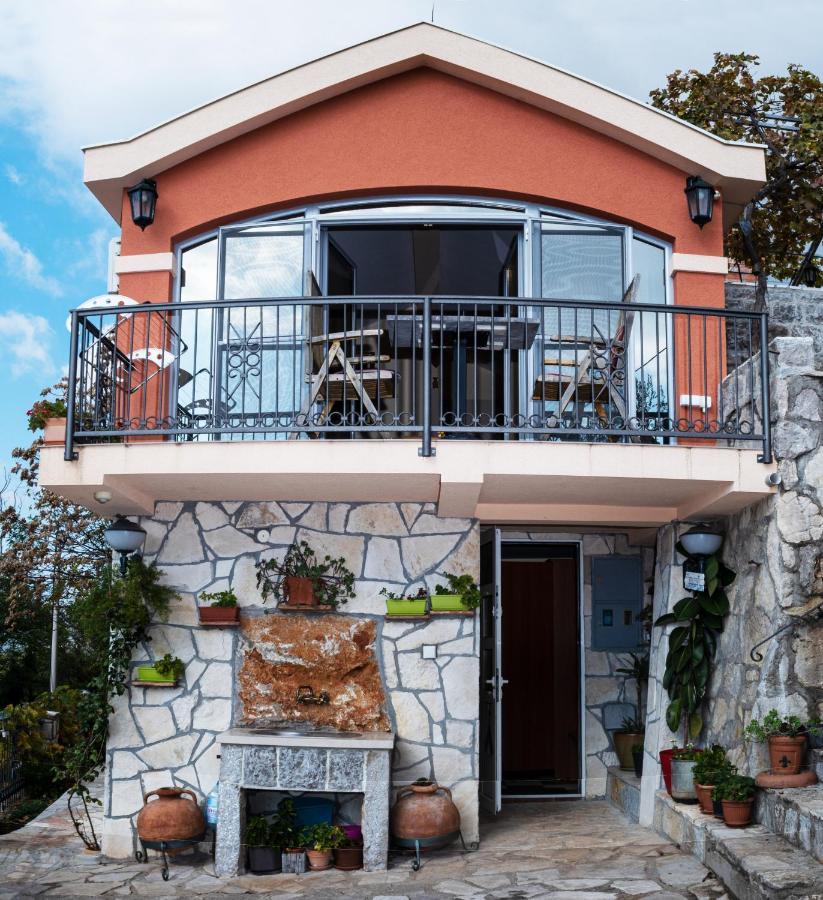 Apartmani Kamena Ruza 布德瓦 外观 照片